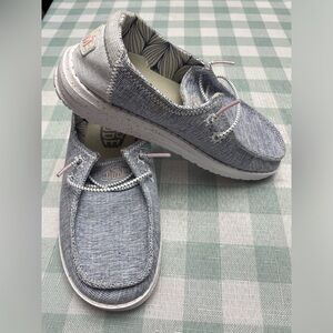 Hey Dudes Wendy Star